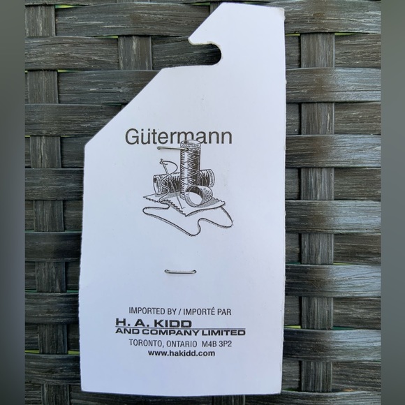 Designer Buttons. by Gütermann - Lot of 2 Cowboy Boots buttons (Listing #2) - Picture 2 of 4